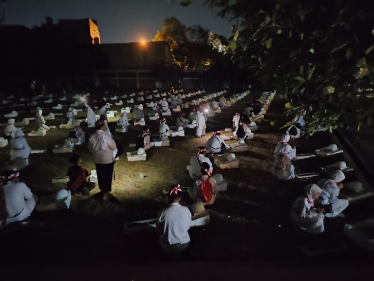 “TUTUR PAHLAWAN & TABUR BUNGA”